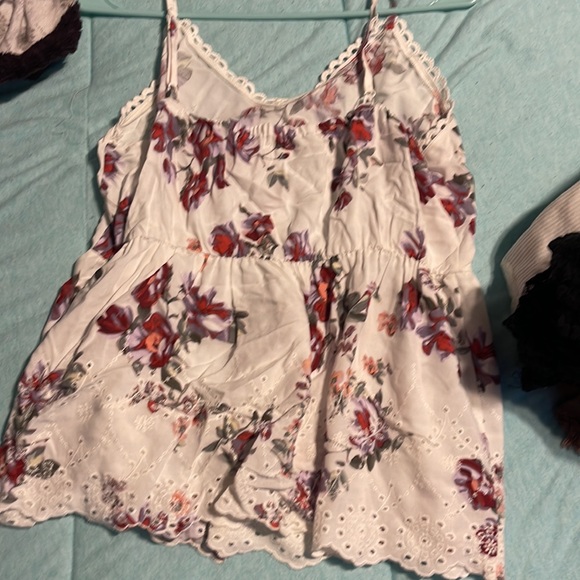 Floral shirt - Picture 2 of 2